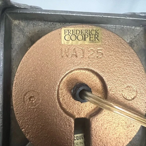 Fredrick Cooper Paw Foot Table lamps - 2 - Picture 4 of 7